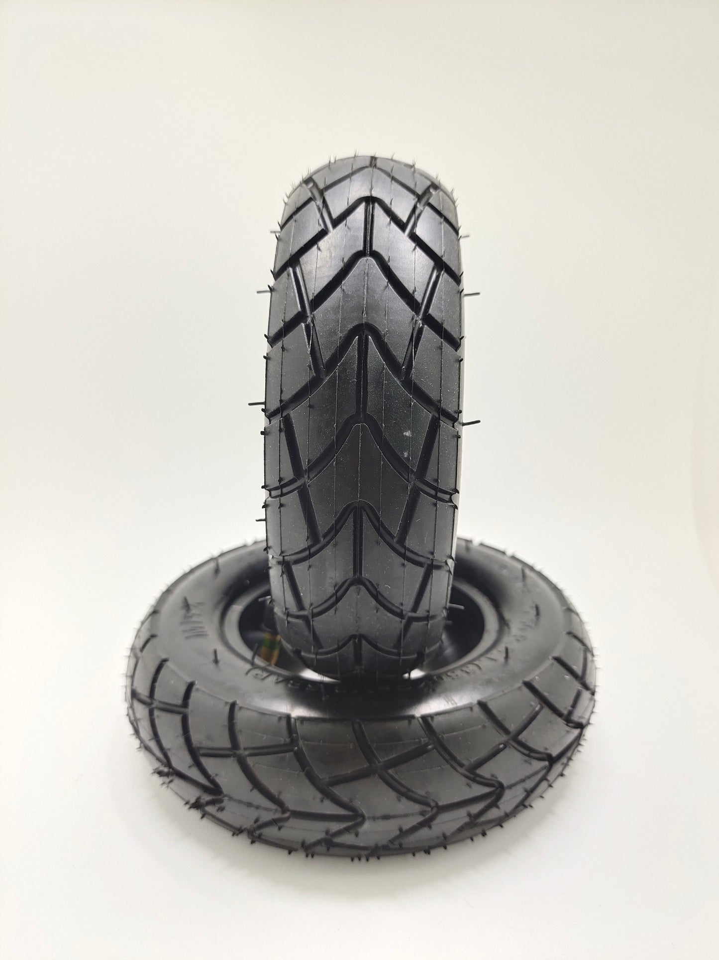 7" (175mm) Pneumatic Tires - High Grip & Comfort